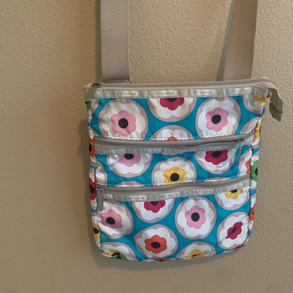 LeSportsac flower bag!!